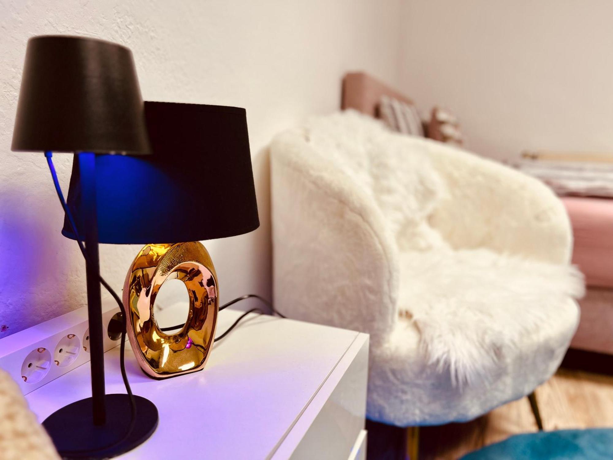 Cologne Luxe Living: Opulent Elegance Unleashed Apartment Exterior foto
